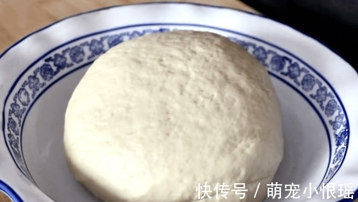 立秋后,遇到此果要多吃,3块钱1斤,补钙补铁,蒸一蒸香甜又松软