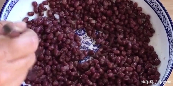 们大家|别再买绿豆糕了,在家用红豆简单一做,家中小孩抢着吃