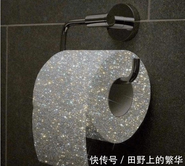 |搞笑GIF:你干嘛无缘无故扇我,不知道会扇得手疼吗?