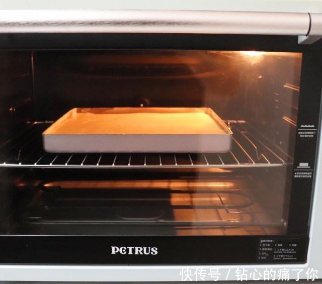 香橙蛋糕卷,湿润绵甜,带着淡淡橙香