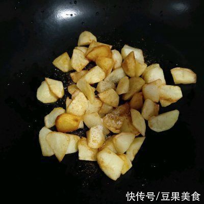 冬天吃孜然土豆#元宵节美食大赏#，暖身又暖心