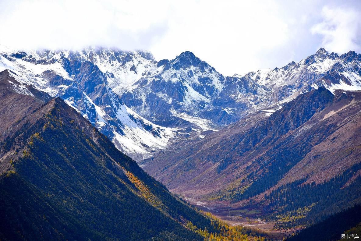 喜欢自驾游 自驾横断山脉：1000公里大环线，澜沧江边转山，