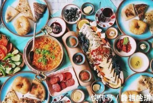 坚果|糖尿病人的晚餐,安排在这个时间吃,控糖的效果最好,不妨试一试