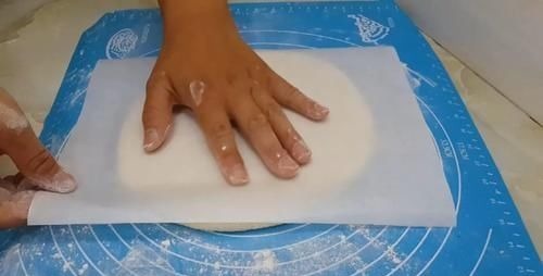 面粉又出神奇做法，不发面不烫面，外焦里软又空心，吃过念念不忘