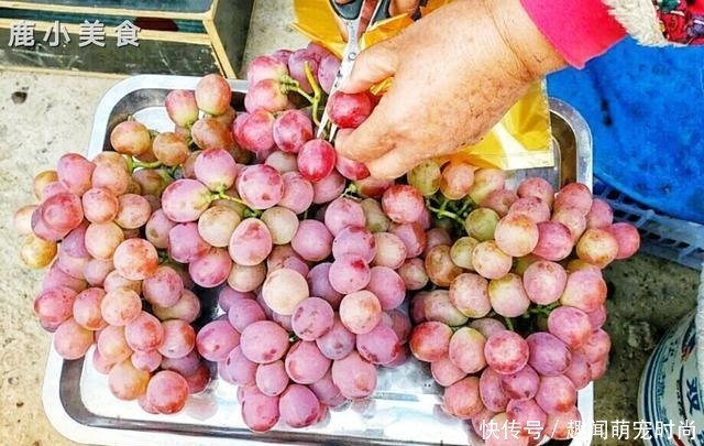 小鹿|原来葡萄不能只用盐水洗!果贩教你一招,干净清爽,连皮都能吃