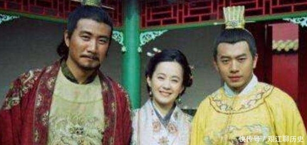 朱元璋|朱元璋临终前，口中一直说着四个字，但所有人都装听不见！