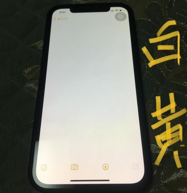 iPhone12|不止屏幕发黄,iPhone12还有“阴阳屏”,差评的元凶已确定