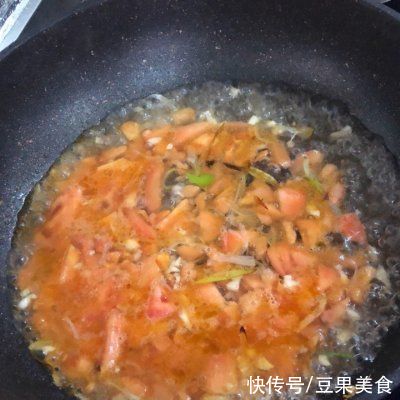  金针菇|这样做西红柿金针菇肥牛，隔壁小孩都馋哭了