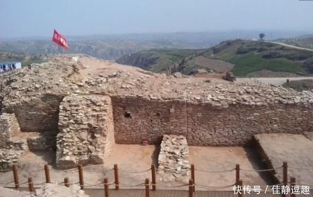 村民地里捡到玉璧,专家听闻前往勘探,用时两年挖出四千年前宫殿