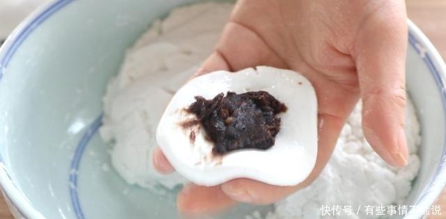 比汤圆更好吃的糯米粉做法,吃一次就上瘾,清脆爽口超解馋!
