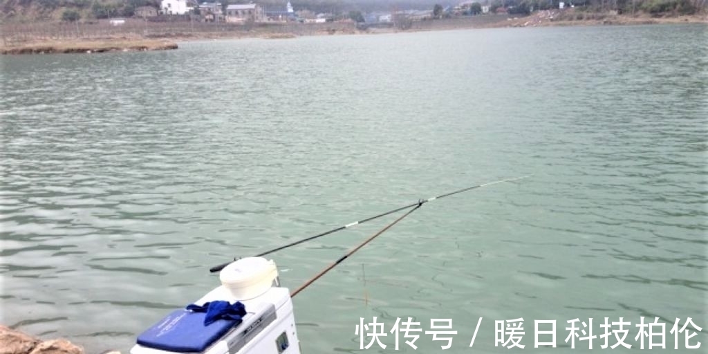 钓客|夏季用这两种饵料钓鱼，不但能钓大鱼，还可防止小杂鱼闹窝