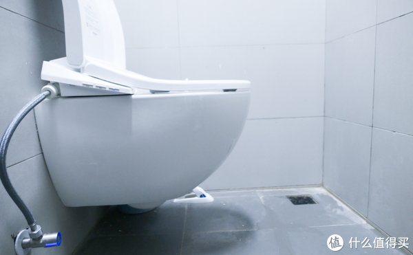 装修|小卫生间终极解决方案，将水箱装进墙里——吉博力智能马桶从购买、安装到使用体验