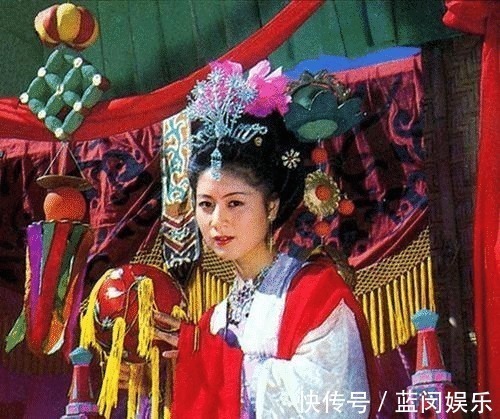 贾平凹@余秋雨的真实水平如何?易中天的评价不留情面,金庸的评价很幽默