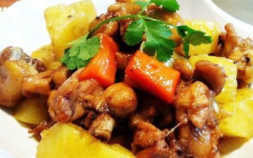 家人小孩愛吃的營養(yǎng)菜，色澤誘人，美味下飯助消化，還美容養(yǎng)生！