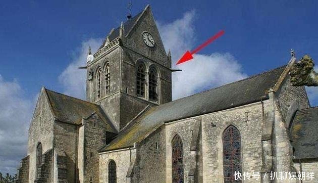 约翰斯蒂尔|他是二战最奇葩的士兵,挂在墙上装死存活,居然还成为了美国英雄