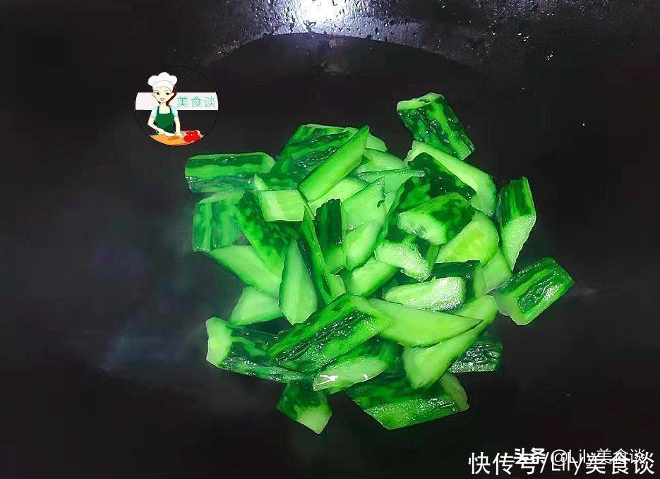 腌制|炒黄瓜时，别直接下锅炒！牢记“2步骤”，黄瓜清脆爽口，不出水