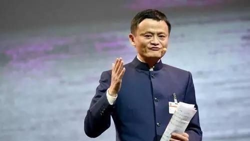 董明珠|先暂停买房任正非、董明珠发出“劝言”,就连首富也出面相告