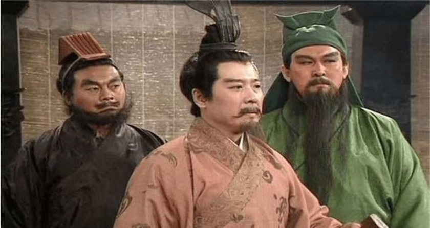 刘备|如果落凤坡射杀的是诸葛亮，由庞统率兵北伐，他能打赢司马懿吗