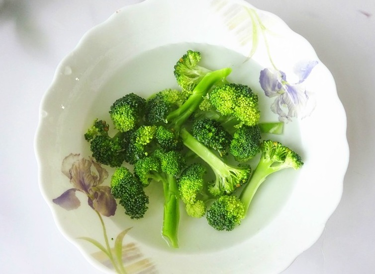 秋天,早餐如此吃,热乎乎营养还润燥,每次一大碗汤汁都不剩