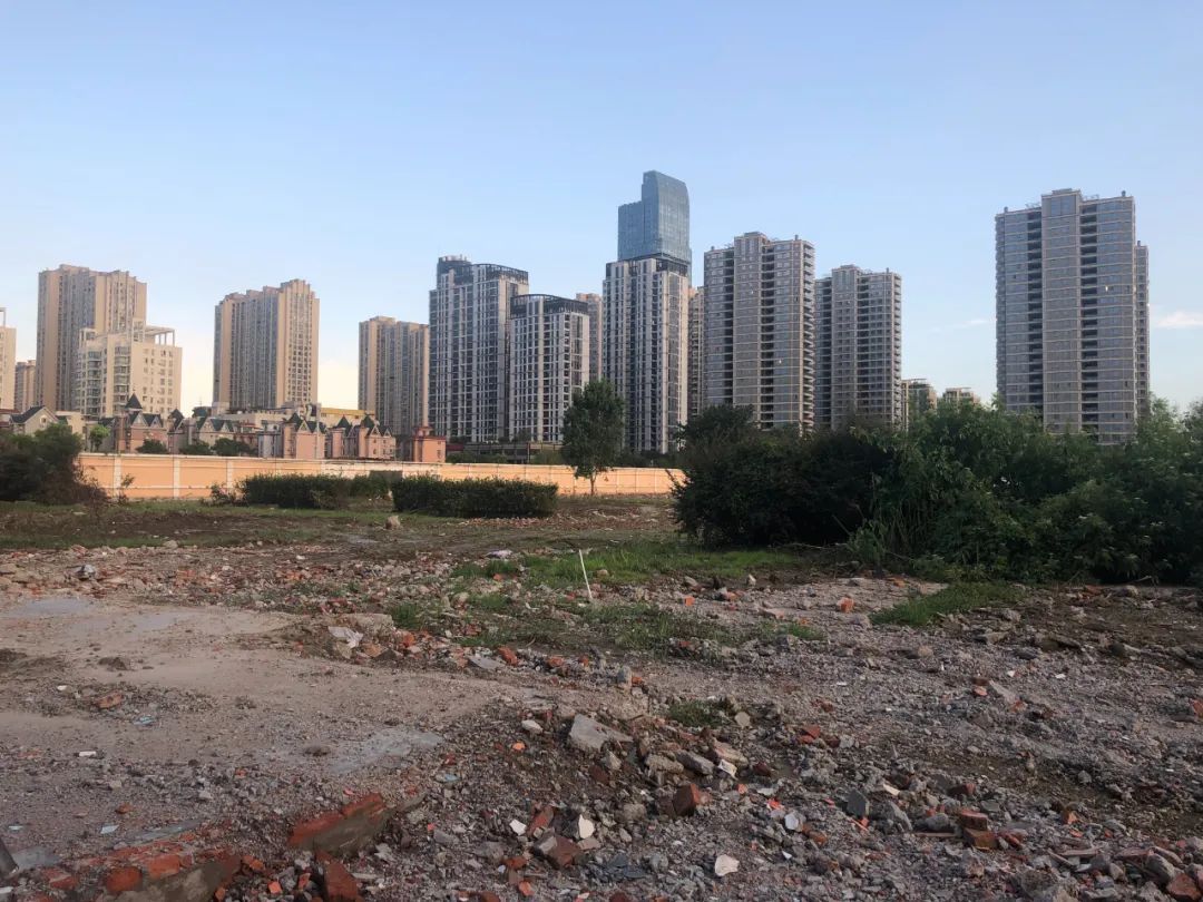 购房者|久违的“现房”回来了！实探第二批集中供地