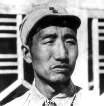 拒绝|曾有800名开国将军出自他的手下，为啥他却拒绝授予元帅军衔？