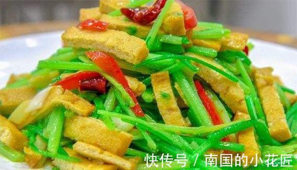 芹菜|孩子吃出最强大脑，这道菜好吃不贵，简单易学，长智力学习好