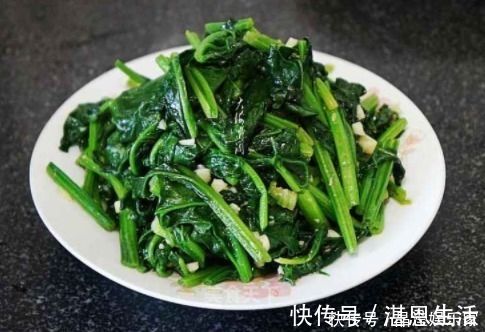 蒜蓉菠菜|天冷就爱吃此菜,常吃腰围变细了,体重降到两位数,孩子最爱吃
