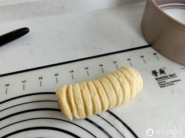 面团|这面包太软了，拉丝那么长，好吃到流泪，居然只要发酵一次