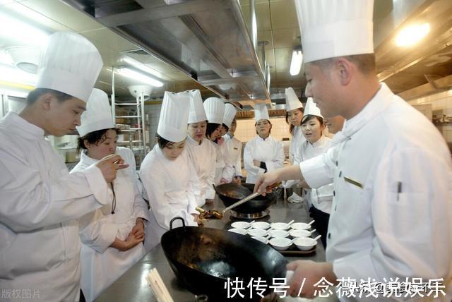 厨师|厨师所谓的“过油”你真的了解吗？原来是有这么多讲究的