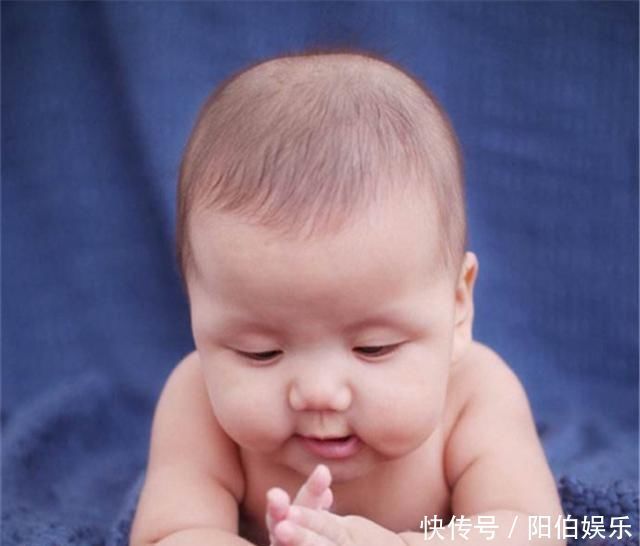 宝宝睡觉不踏实易惊醒是缺钙不一定,也许是宝妈太勤快了