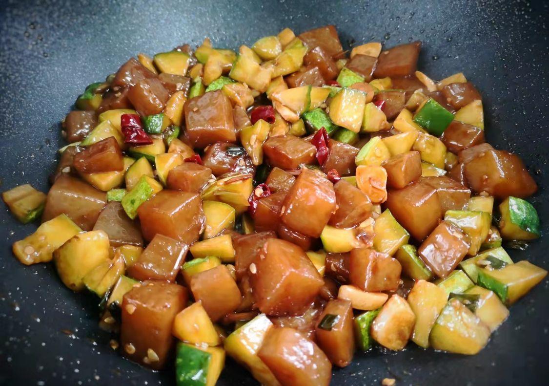 魔芋|这菜是肠道清洁工,一周吃两次给身体做个大扫除,便宜又鲜美!