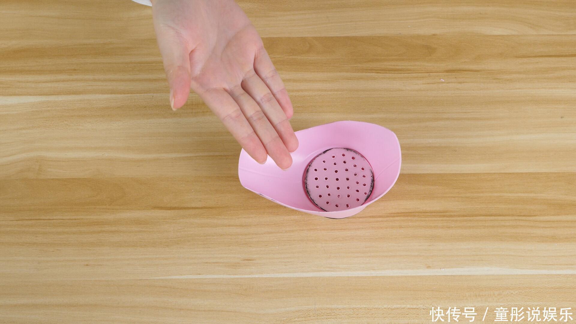 妙招妹|今天才知道，洗衣液瓶子里有个小装置，改一改，放到阳台真实用