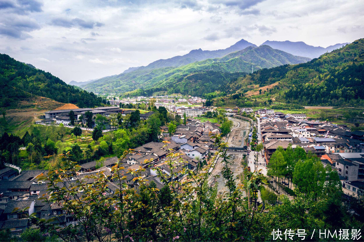 青木川古镇|陕西又一古镇火了！素有“一脚踏三省”之美誉，景致不输凤凰古城