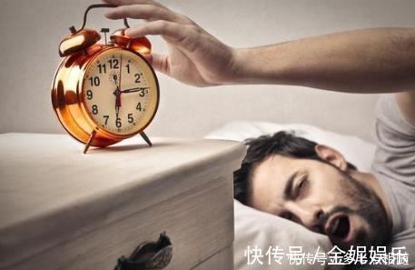 小知识|男性早上起床后若有此3种表现，说明你真的“老”了，不能不服