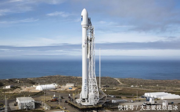 飞行 发射倒计时，长征5B在发射位就绪，新型载人飞行即将进行升空