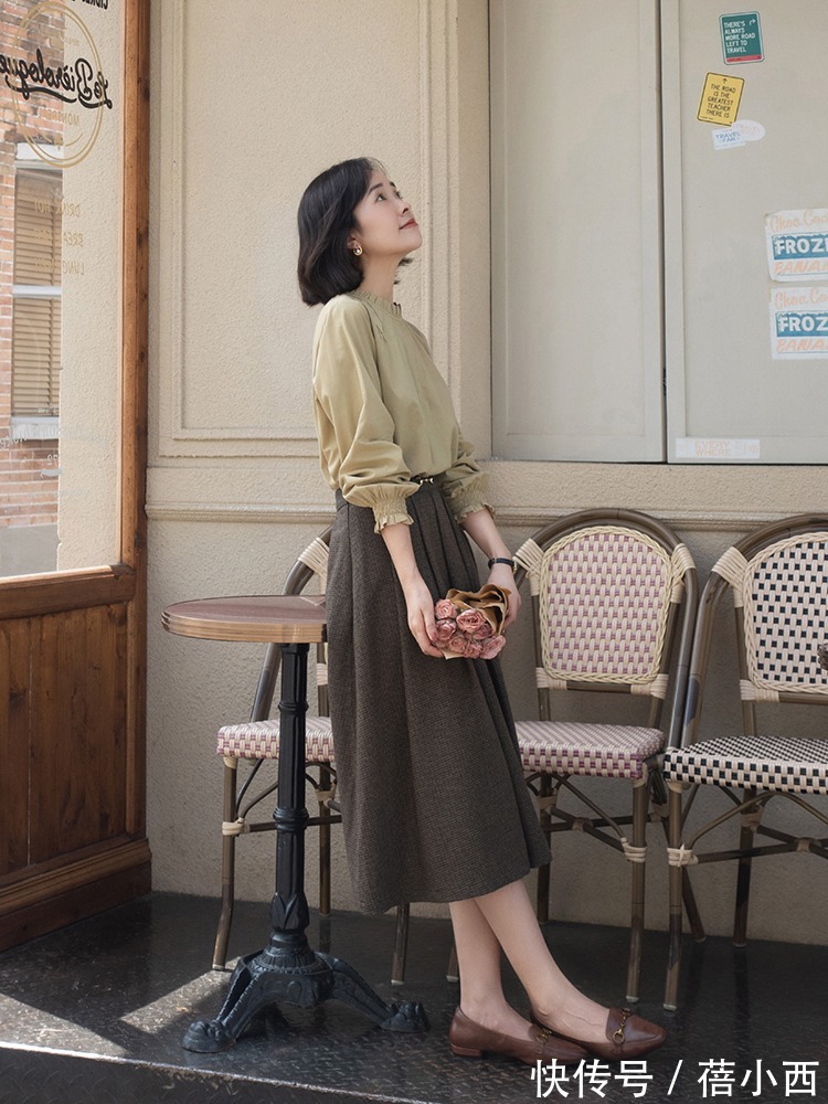 格纹 好身材都是靠穿出来的,今冬先买这4条半身裙,配毛衣优雅又高级