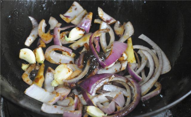 做法|电饭煲做鸡爪,入口即化!胶质十足零失败!配方和做法详细告诉你