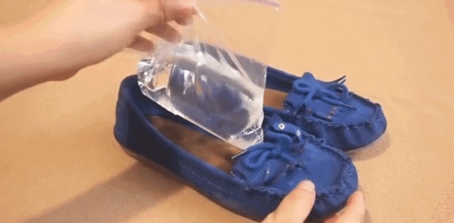 污渍 新买的鞋子不合脚怎么办鞋子太小,一个塑料袋,就能变合脚