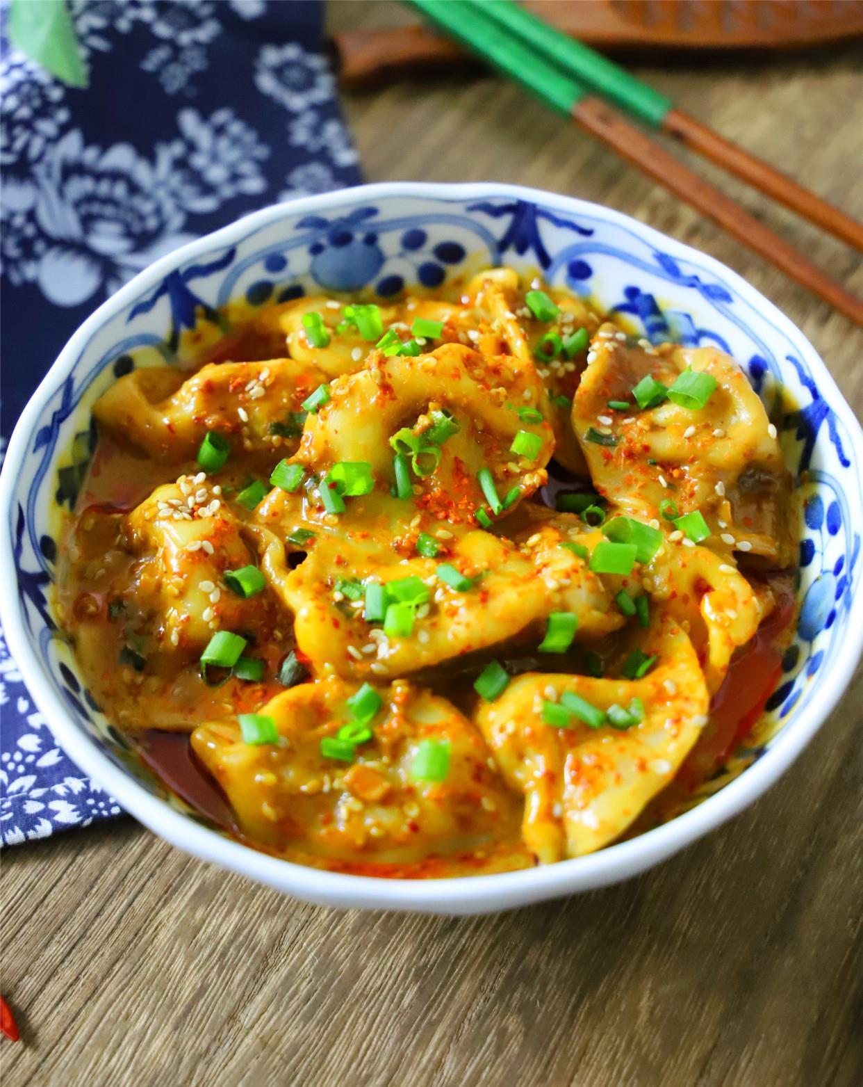 开胃|天冷了,饺子最馋此吃法,拌一拌就好,香辣开胃,简单又好吃