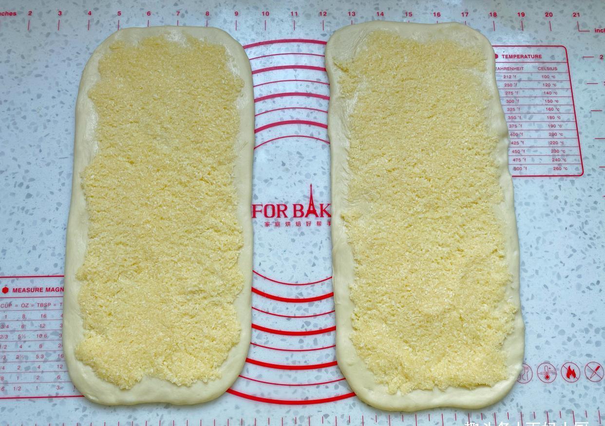 金黄香酥，柔软细腻又拉丝，1次发酵手撕椰蓉吐司，学会了不用买