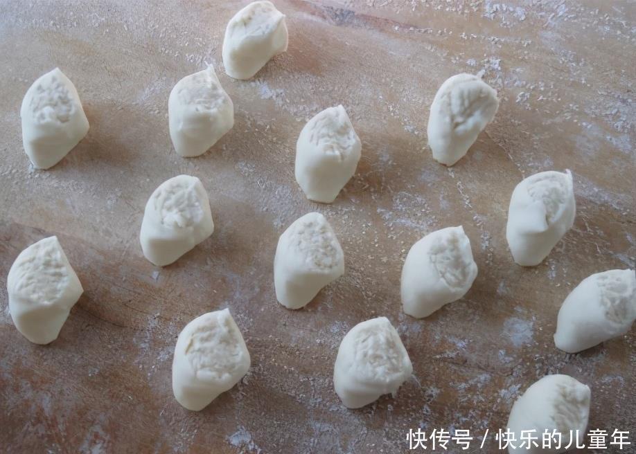 萝卜馅饺子，有人加盐腌有人焯水？教你正确做法，饺子馅太香了