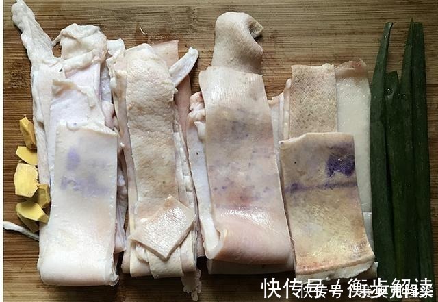猪皮|中国最“尴尬”的下酒菜,曾是老一辈人的最爱,现在却无人知晓