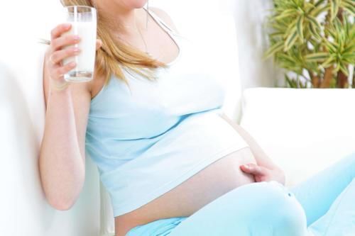 牛奶|有几类孕妇，孕期尽量不要喝牛奶，坏处比好处多，喝多了还伤身