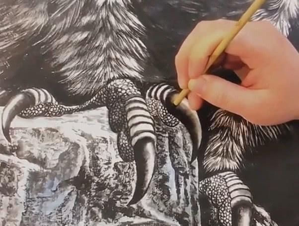 国画|他画一只巨雕霸气十足,被批评画皮不画骨,没有国画艺术性