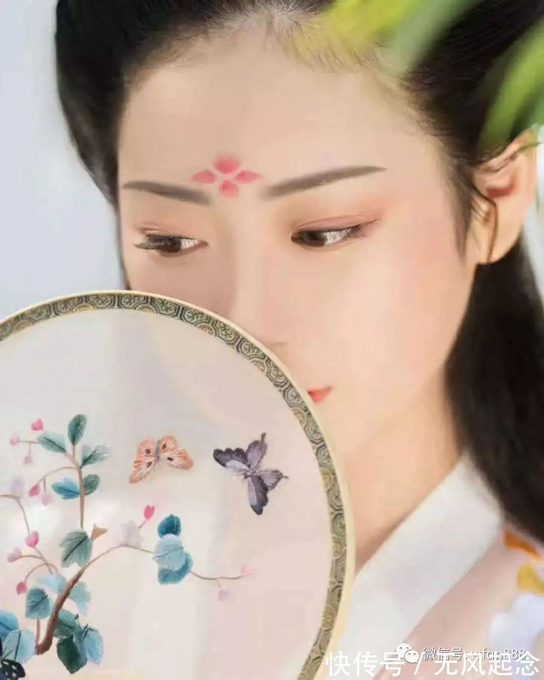 为人处世@俗语“树怕三摇,女怕三撩”,三撩是啥?老祖宗教我们追女孩技巧