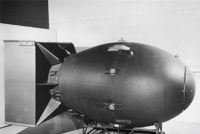 住人|美国：原子弹炸后百年内不能住人，为何如今广岛和长崎住满了人？