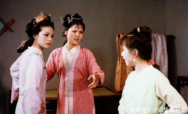 红楼梦|红楼梦中这个小丫环能力一般,却出言不逊,职场最忌讳这种人