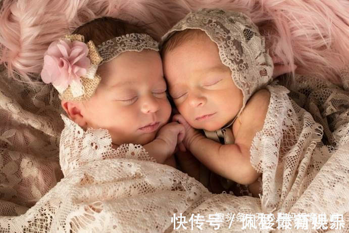 家长|还在给新生儿拍满月照?看完几幅图再决定