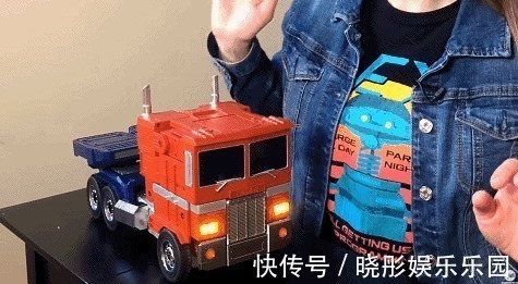 小姐姐|全自动变形的国产真·变形金刚,把老外都馋哭了