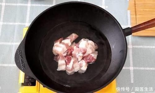 桂皮|红烧肉新做法，不用炒糖色，不用加酱油，以前吃的红烧肉都白吃了